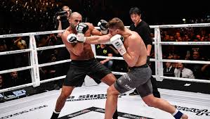 With the mind of a mature fighter and the body of a young athlete, verhoeven gains an extremely favorable future perspective. Glory Rico Verhoeven Bezwingt Badr Hari Erneut Durch Verletzung