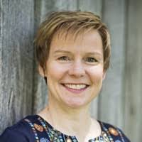 Michelle Chesser's Instagram, Twitter & Facebook