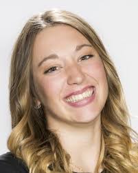 L'équipe derrière l'équipe : Rencontrez Veronica Brenner, double olympienne  en ski acrobatique et gestionnaire principale de la stratégie sportive et  de l'intégration de la performance du COC