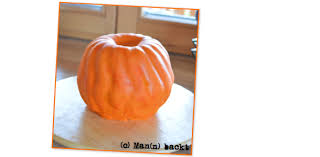 Frische kürbiskerne kann man leicht verarbeiten und ganz einfach im ofen rösten. Tutorial Halloween Kurbiskuchen Leicht Gemacht Mann Backt
