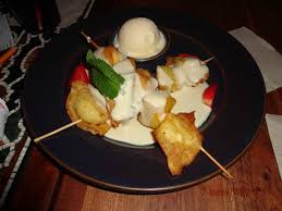 These caramel apple cheesecake dessert wontons are my cheat version when you just don't feel like baking an. Fried Wontons For Dessert Bild Von Yak Yeti Restaurant Orlando Tripadvisor