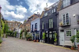 Our services are relaxed and informal, with a combination of home team and occasional guest speakers preaching. Best Places To Take A Date In Notting Hill London