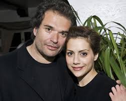 Brittany murphy's sudden death last december spurred rumors of anorexia, thyroid problems, even an accidental or suicidal overdose of the many prescription both died from acute pneumonia and severe anemia, winter says, though monjack's death did not involve drug intoxication as murphy's did. A Moldy Home A Flu Like Illness And The Deaths Of Brittany Murphy And Simon Monjack Paradigm Change