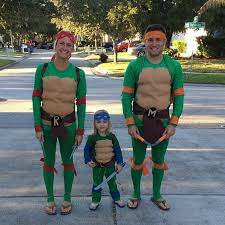 Unsere ninja turtles kostüme wie etwa das tmnt raphael second skin herrenkostüm bestehen aus einem eng anliegenden overall, auf welchen ein brustpanzer sowie eine maske in der jeweiligen farbe aufgedruckt ist. Pin On Baby Girls