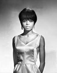 Diana ross (born march 26, 1944) is an american singer and actress. Simak Kehidupan Diana Ross Yang Dirangkum Dalam Koleksi Foto Berikut Ini