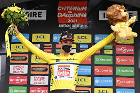 Brent van moer (born 12th january 1998) is a professional cyclist from belgium, who currently rides for lotto soudal (uci worldtour). Zie Me Hier Nu Staan In Dat Geel Het Belang Van Limburg Mobile
