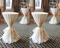 Pin By Gladys Reina On Events In Gold Wedding Table Linens Cocktail Table Decor Wedding Table Setup