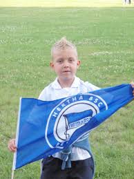 Hertha bsc hat den härtetest gegen den fc liverpool klar verloren. 22 Juli 2008 Hertha Gegen Liverpool Unser Kleiner Herthafan Julien Hertha Hertha Bsc Liverpool
