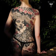 Danach mit zewa abgetupft und dünn bepanthen wundsalbe aufgetragen. Michael Litovkin Interpretation Geisha Backpiece Komplett Verheilt Michael Litovkin Tattoo Tattoos Von Tattoo Bewertung De