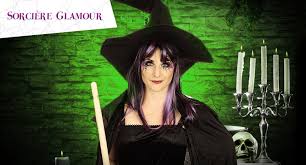 Les costumes d'halloween c'est bien pratique quand on veut se composer un total look. Maquillage Sorcieres