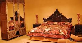 غرفة نوم في منزل قديم من بيوت دمشق العمارة الجوانية Islamic Decor Damascus Beautiful Bedrooms