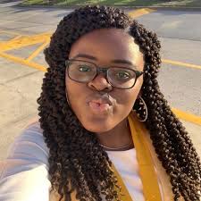 Hi I'm Avery Larsen! I'm from Las Vegas and I'm majoring in pre-nursing! I  like traveling, hanging out w friends, pilates, and outside activities. I  also plan