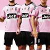 Juventus is with dugout and gianluigi buffon. 1