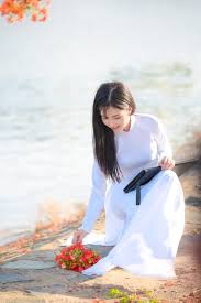 35 cách tạo dáng chụp ảnh áo dài chuyên nghiệp nhất - Love Áo Dài