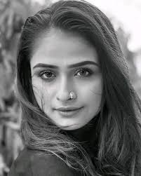 who is more beautiful among Mishka, Urmi, and Deepa?