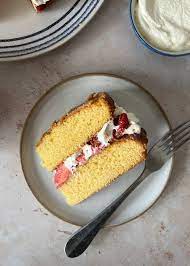 Kitchen Project #72: All about cake - by Nicola Lamb