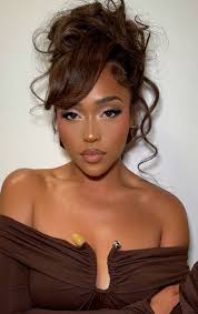 Local Palmer hairstylist for curly hair recommendations