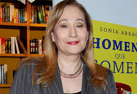 Que já teve câncer de mama e que vive com receio da doença voltar. Sonia Abrao Uma Mulher Protegida Pelo Arcanjo Miguel Ofuxico