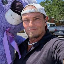 CELEBRITY SIGHTINGS AT THE CHEAP TRICK SHOW photos by Chaz D Photography  Queensrÿche guitarist Michael Wilton was spotted at Saturday night's Cheap  Trick concert at the Mahaffey Theater. Wilton is set to