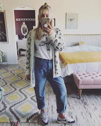 Fifth Finest Yoga Clothing Brands Mom Jeans Clothing Brand