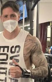 Fernando torres publicó este martes un vídeo en sus redes sociales anunciando un nuevo acuerdo de patrocinio,. Era El Nino Eppure Oggi Sembra L Incredibile Hulk Ma Come E Cambiato Fernando Torres Derbyderbyderby