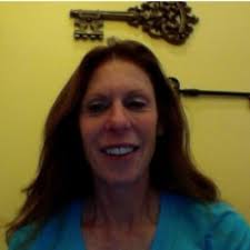 Ada Kussell (@hoodlings)