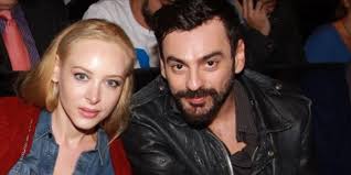 Connect with friends, share what you're up to. O Kwnstantinos Giannakopoylos Apokalyptei Thn Aitia Xwrismoy Me Th Faih 3yla Gpop Gr