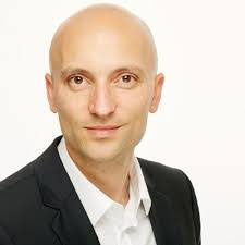 Daniel Henneke's Instagram, Twitter & Facebook