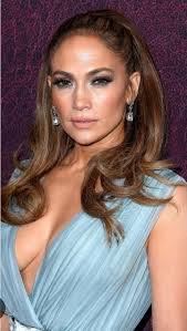 At 55 years old, 🪂Jennifer Lopez confirms to everyone that she is... See  More in the first comment 👇