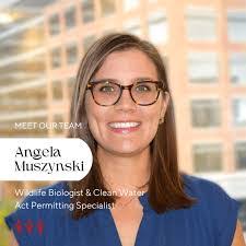 Lynne Coburn's Instagram, Twitter & Facebook