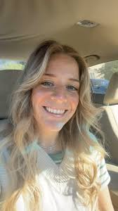 Savannah Ogle's Instagram, Twitter & Facebook