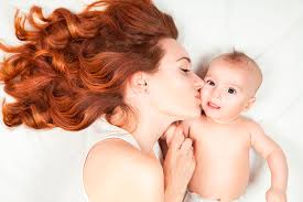 Si possono trovare decine e decine di capelli sul cuscino e sulle spalle, quantità considerevoli che . Caduta Dei Capelli Post Partum Dermotricologia It Dermotricologia It