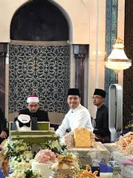 Menteri besar selangor, tan sri muhammad, malaysia, ainul latifah, free people check with all available topik mengenai tan sri muhammad muhamad taib, berita terkini, foto, video, foto mengenai tan sri muhammad muhamad taib dan lihat perkembangan terkini Cinta Sempurna Ym Muhammad Faez Tan Sri Muhammad Muhammad Taib An Nuura Nasuha Rasnatrazia Nona
