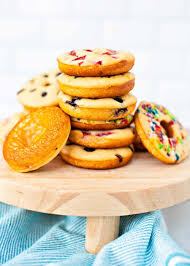 Apr 21, 2020 · bisquick mix was a staple in our household growing up. Pancake Donuts