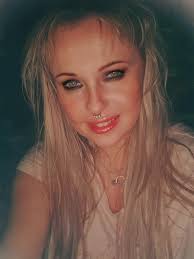 Im looking for a Roofer in the Skipton area, would anyone possibly be able  to recommend one. Many thanks.