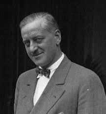 Charles Pyle's Instagram, Twitter & Facebook