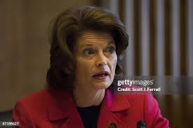 374 Lisa Miles Stock Photos, High-Res Pictures, and Images