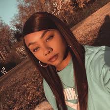 I'm tripping or is this Tariq & noma daughter getting freaky ? 🧐