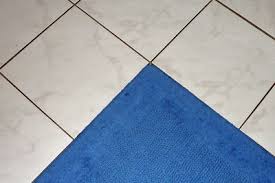 Aktuell kombiniert man fliesen in den verschiedensten formaten und auch bei der farbauswahl sind kaum grenzen gesetzt. Fugenfarbe Anthrazit Kreative Ideen Fur Fliesen Fugen Kombinationen