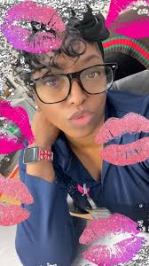 Hey ladies just saying heyyyyy don't be rude say hi back ……