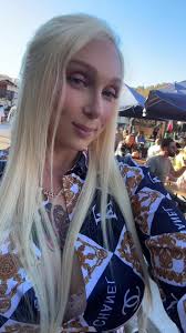 Alexis Reed in Barnsley