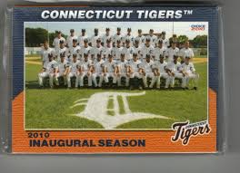2010 CONNECTICUT TIGERS TEAM SET SET COMPLETE NEW