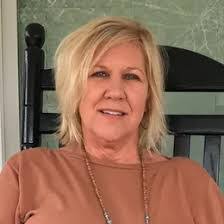 Lisa Naile's Instagram, Twitter & Facebook