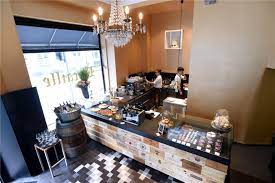 We did not find results for: Rocaille Menage A Trois In Dusseldorf