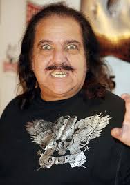 Nicknamed the hedgehog, jeremy was ranked by avn at no. Porn Star Ron Jeremy Accused Of Luring Friend To Hotel Bathroom To Sexually Assault Her Aktuelle Boulevard Nachrichten Und Fotogalerien Zu Stars Sternchen