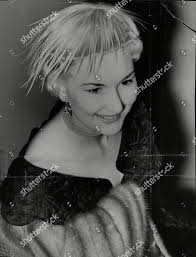 Fashion Model Lana Barton Wearing Cocktail 新闻传媒库存照片- 库存图片| Shutterstock  Editorial