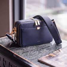 There's no perfect or fixed answer to your question but i would say that a good. Sometime By Asian Designer X Neelofa Lofarbag Mini Shopee Malaysia