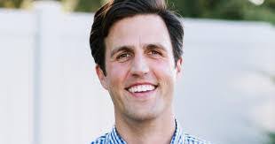 Richard Capello's Instagram, Twitter & Facebook