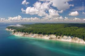Mystische märchenwälder, verwunschene orte, romantische stimmungen, atemberaubende aussichten, spektakuläre wolken und malerische sonnenuntergänge: Kreidekuste Insel Rugen Fotos Insider Tipps Und Warnungen
