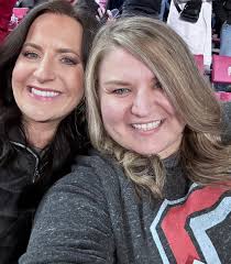 Amy Kennedy (@AmyKennedy1020)